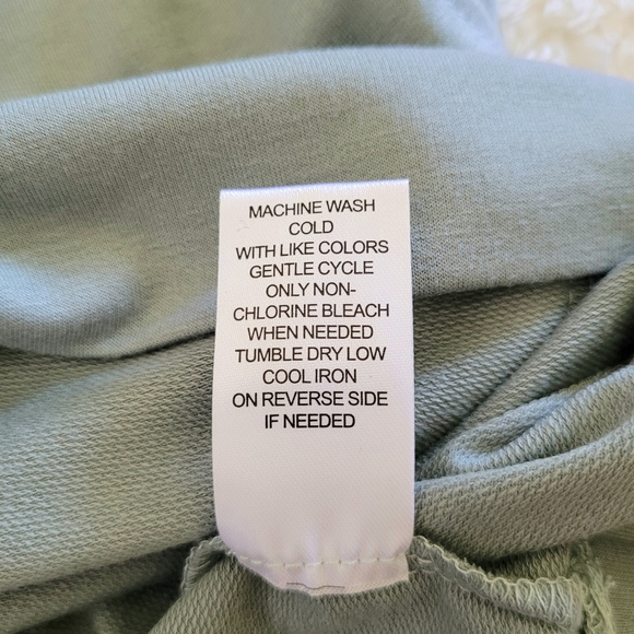 Workshop Republic Clothing "PEACE"☮ Hoodie - NWT - Picture 11 of 15